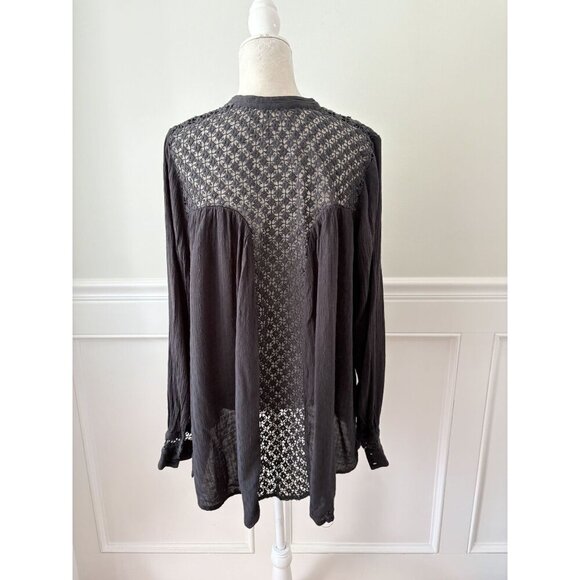 Free People Black Crochet Lace Back Oversized Button Down Blouse L - Picture 5 of 7